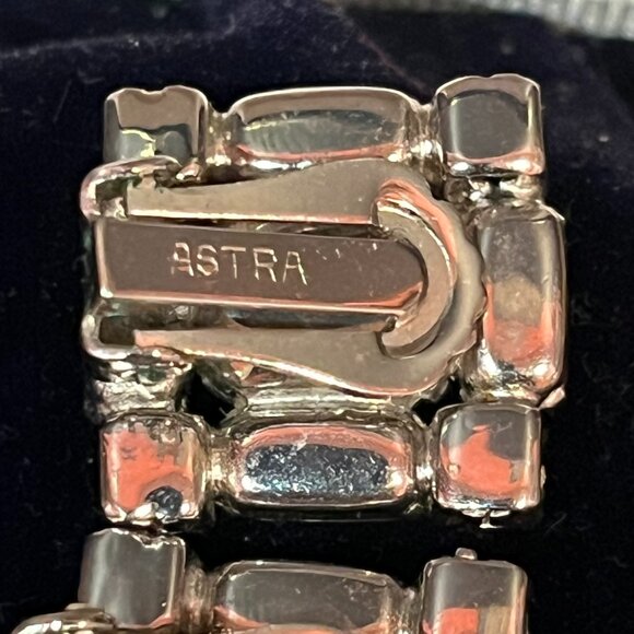 Astra Rhinestone Blue and Moonstone-like Clip Earrings Vintage Signed - Picture 3 of 6